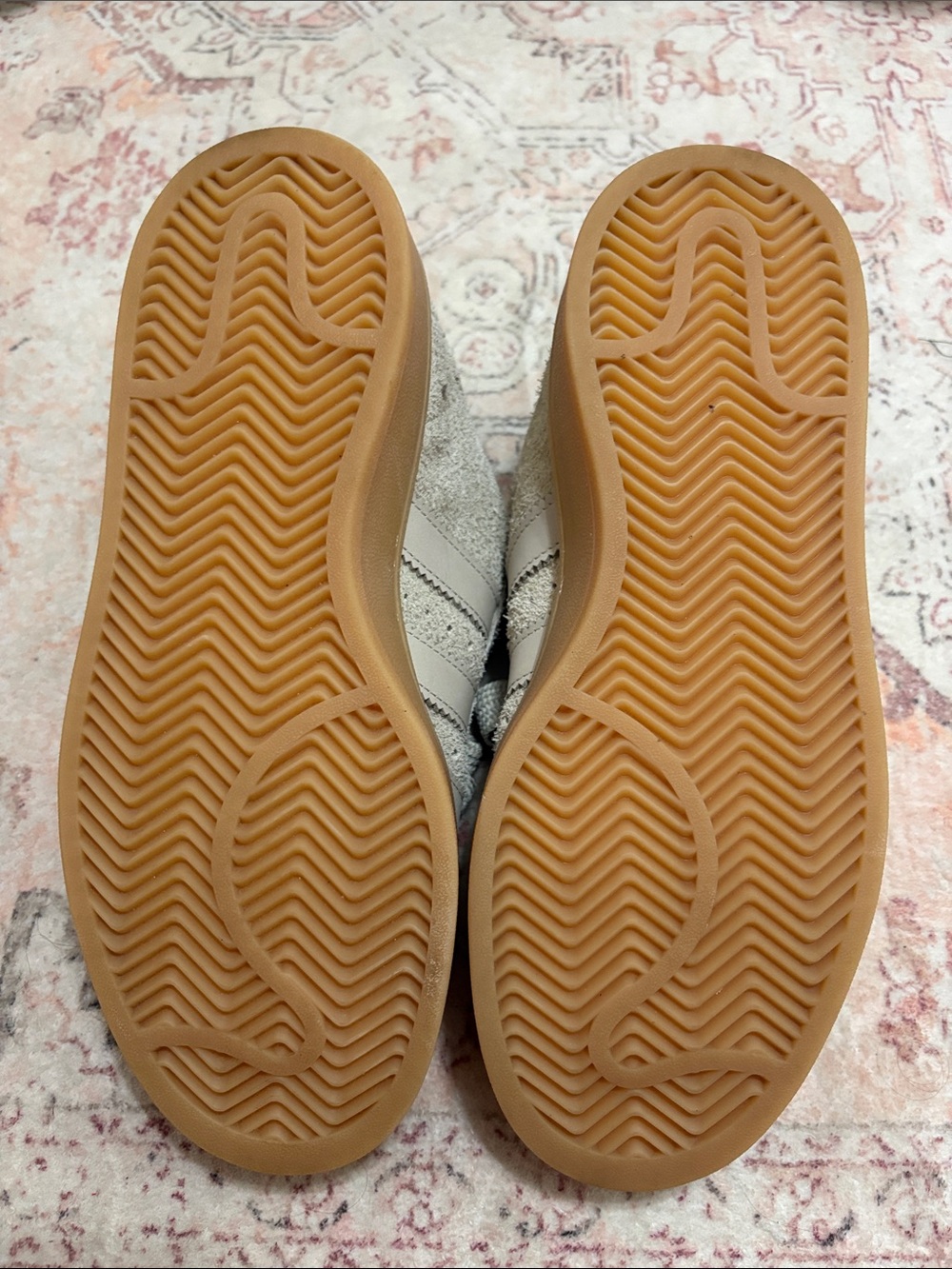adidas Original Beige Suede Sneakers with Gum Solenoid - Picture 4 of 5